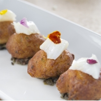 Beignets de cabillaud aux tranches de cabillaud et tapenade