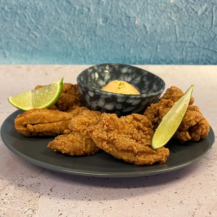 Pollo estilo Kentucky con salsa ranchera